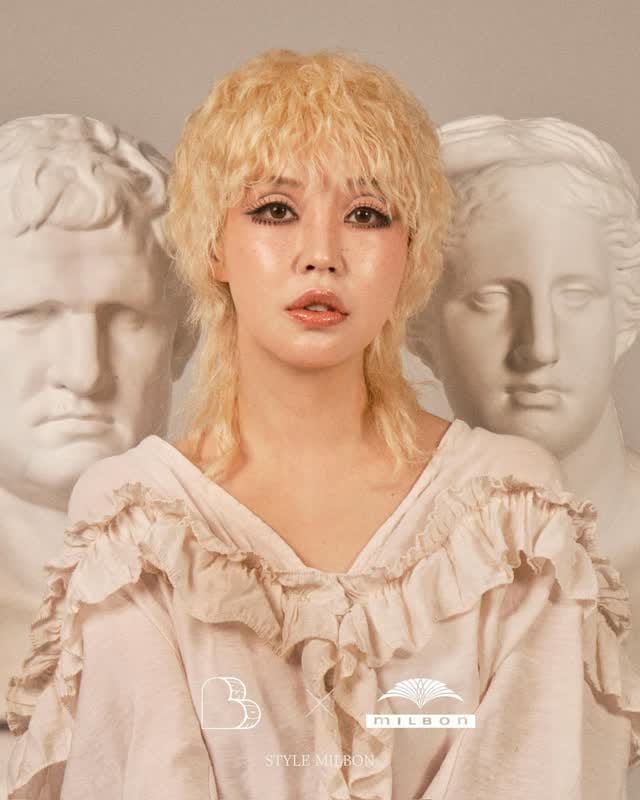 Post 9 by 포항미용실 뷰티인사이드 헤어컨설팅 / 브러싱 전문가 성은 🧡 on Instagram (video)