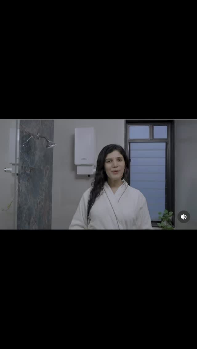 Post 3 by Divya Shetty on Instagram (video)