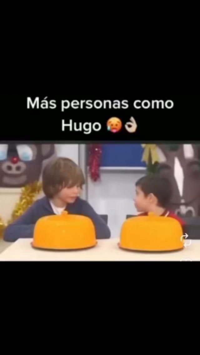 Post 3 by ElMomeroOfficial on Instagram (video)