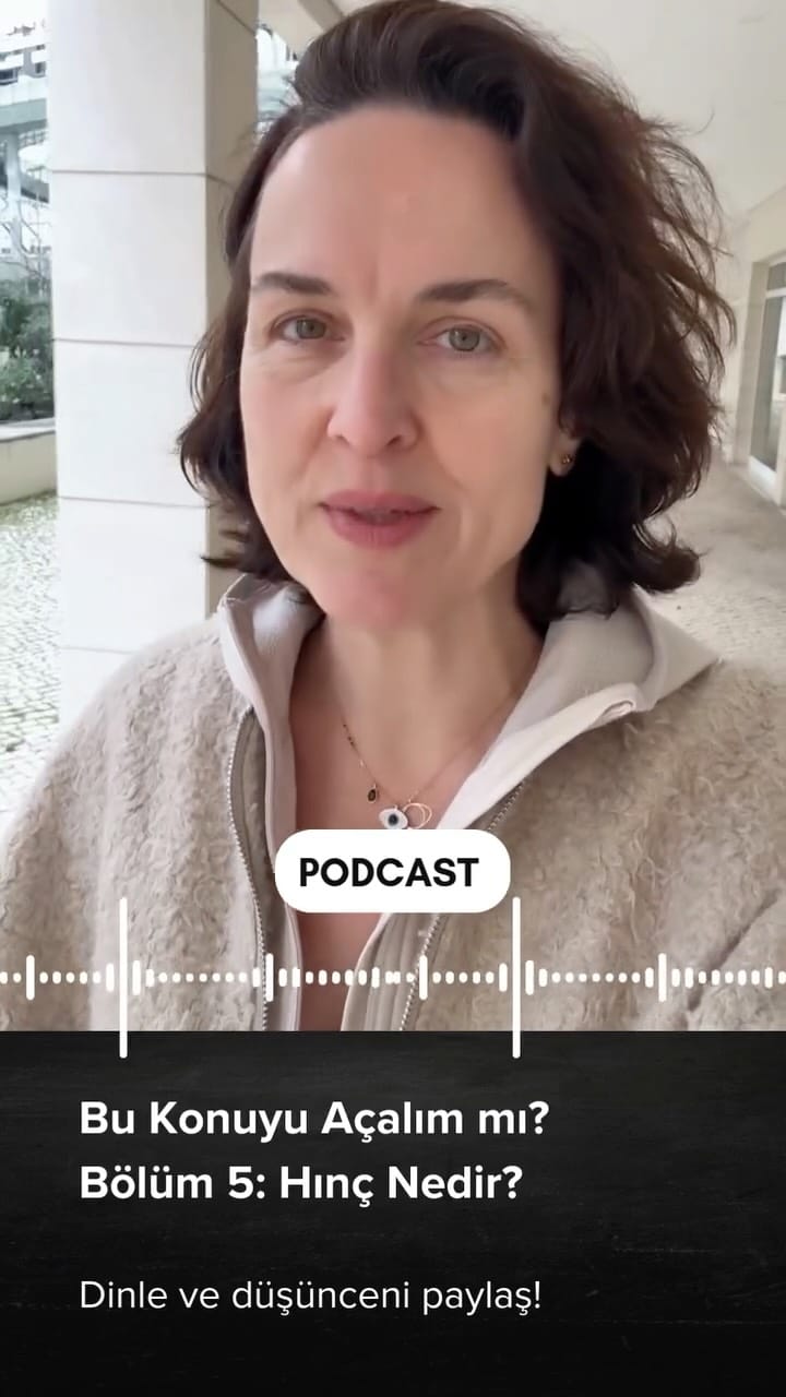Post 9 by Özge Özdemir on Instagram (video)