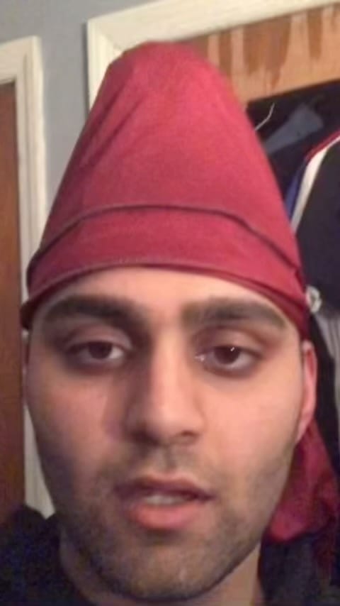 Post 1 by Roony on Instagram (video)