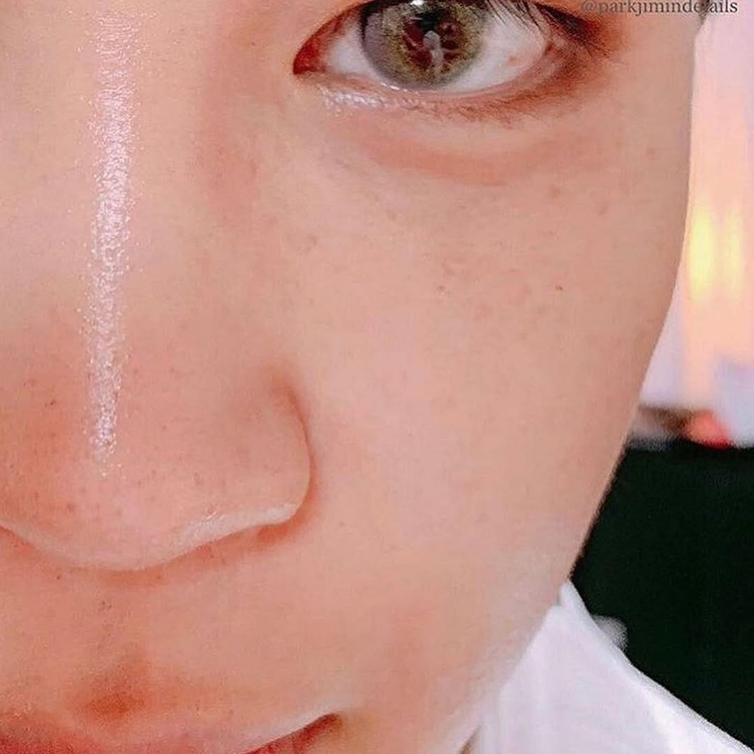 Post 10 by BTS JIMIN 지민 on Instagram (carousel)