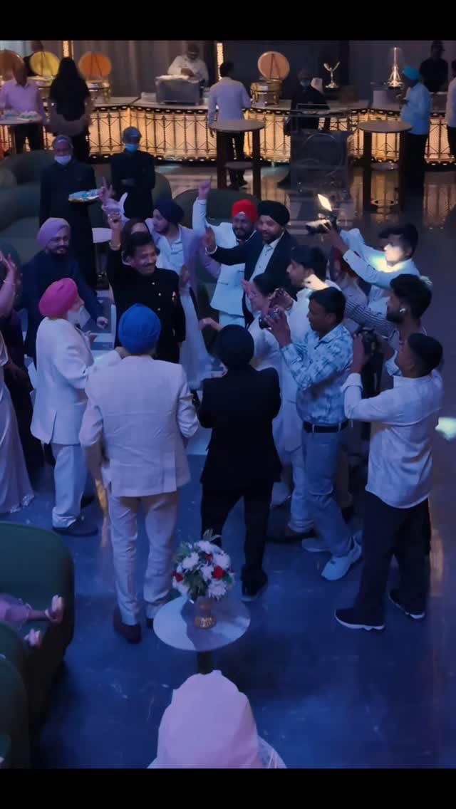 Post 8 by Vikas Goswami on Instagram (video)