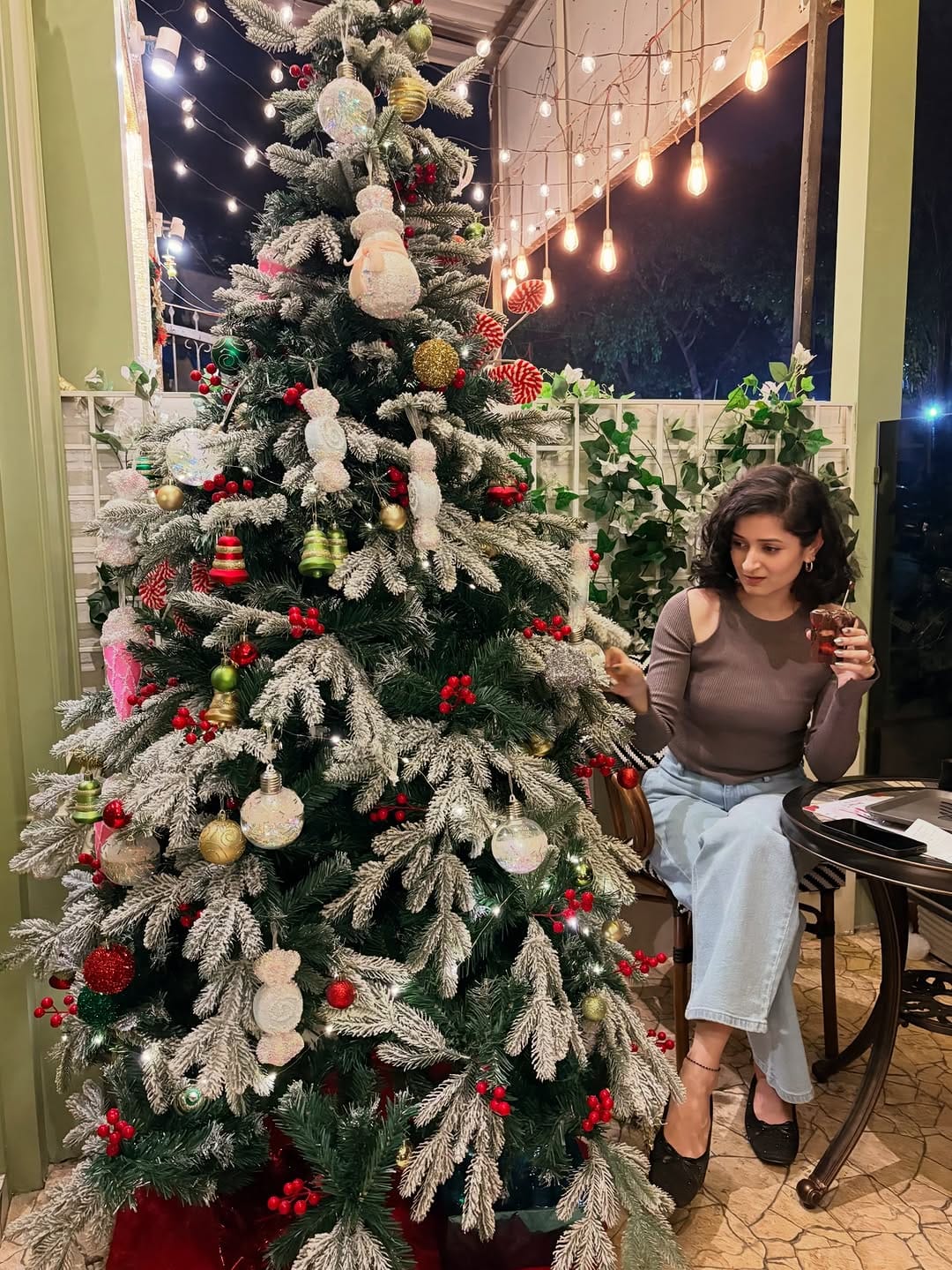 Post 7 by Sakshi Gupta on Instagram (carousel)