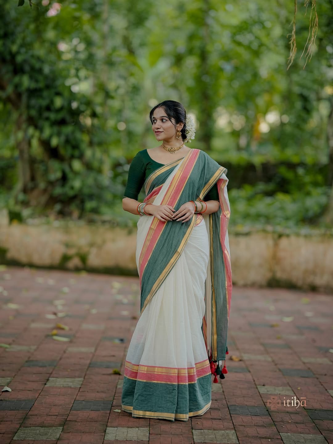 Post 4 by Dr. Aishwarya chandrashekhar(PT) on Instagram (carousel)