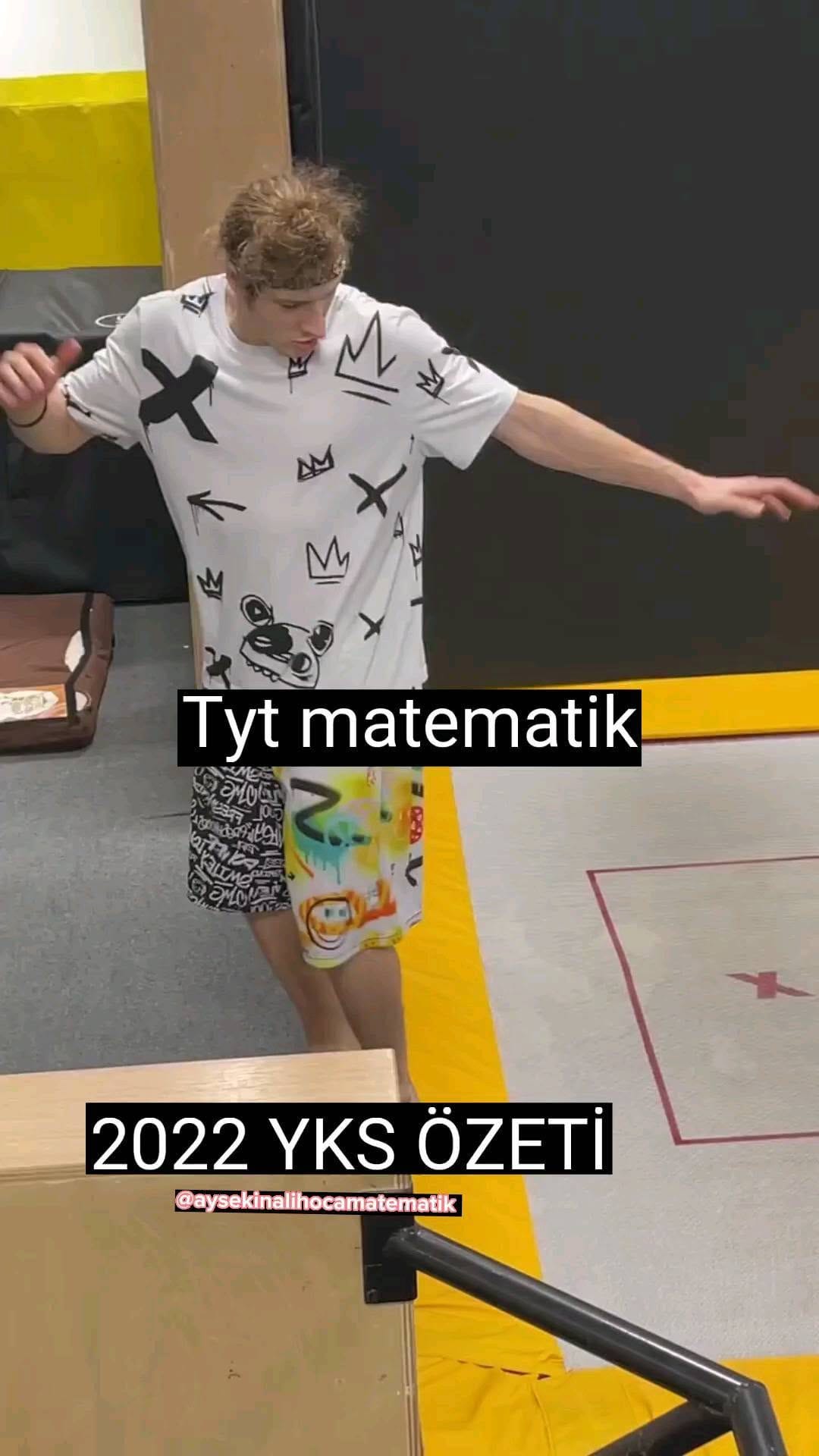 Post 4 by Ayşe Kınalı on Instagram (video)