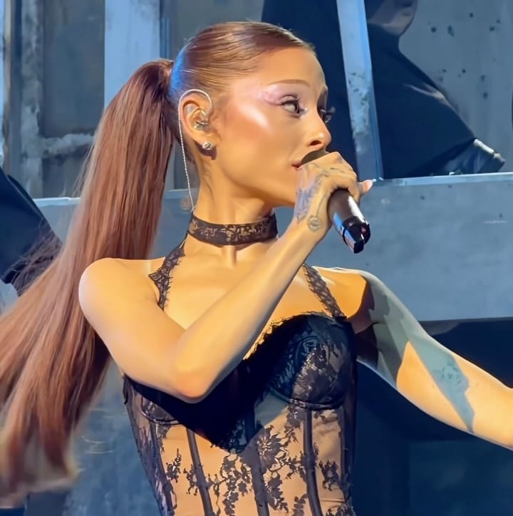 Post 8 by arianasliveclips ꕤ on Instagram (video)
