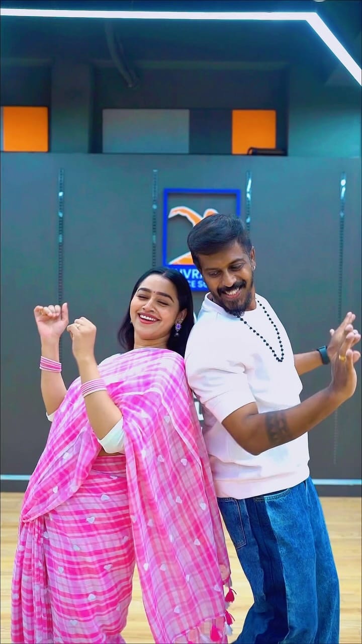 Post 2 by Rhythmic Beat Dance Court - Valasaravakkam on Instagram (video)
