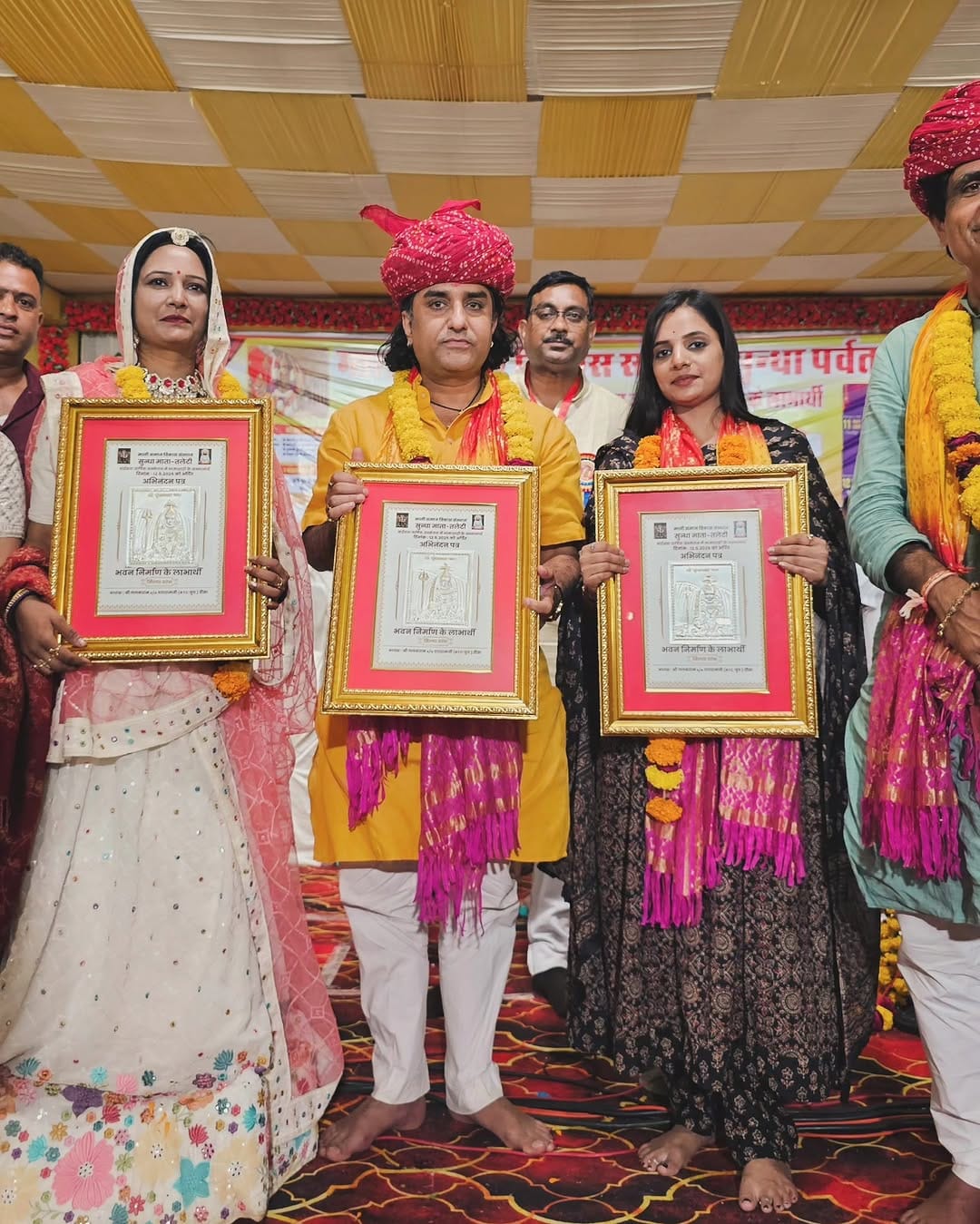 Post 10 by Pooja Mali official on Instagram (carousel)