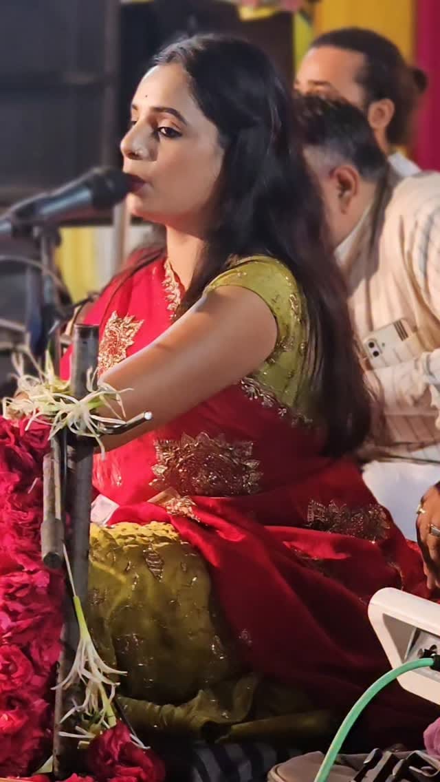 Post 3 by Pooja Mali official on Instagram (video)