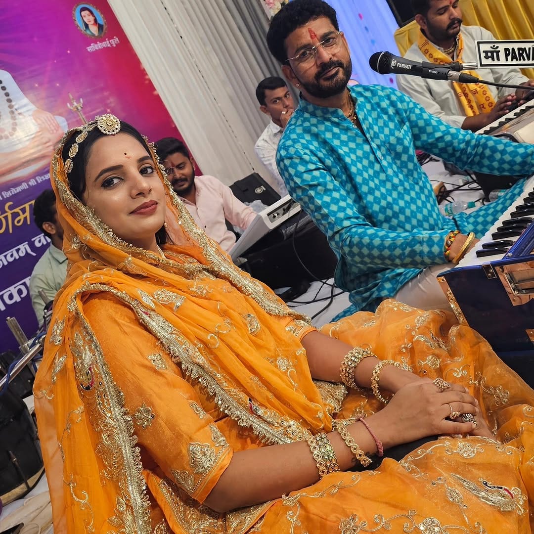 Post 8 by Pooja Mali official on Instagram (carousel)