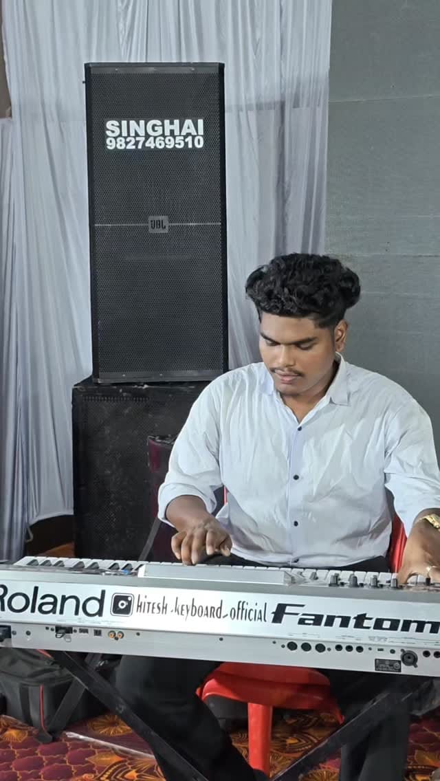Post 8 by Hitesh Patel Keybord on Instagram (video)