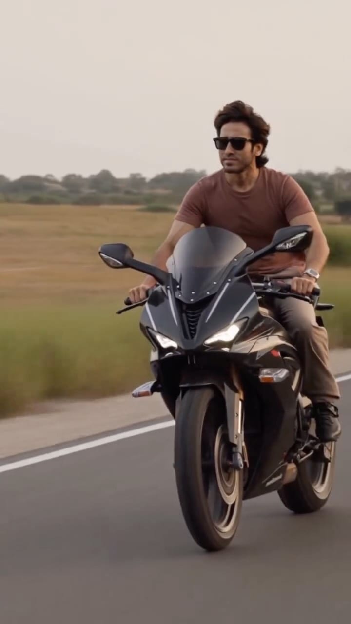 Post 7 by AyushMaan Saxena on Instagram (video)