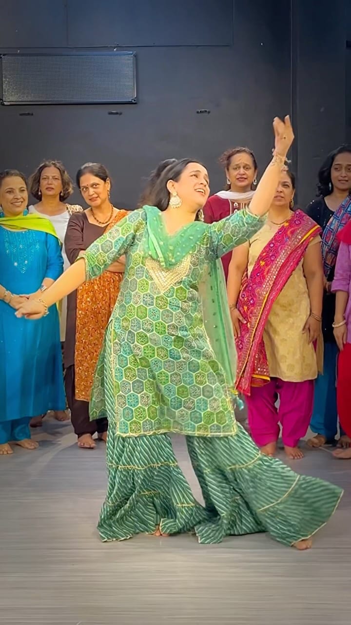 Post 3 by Sarangi Ranade on Instagram (video)