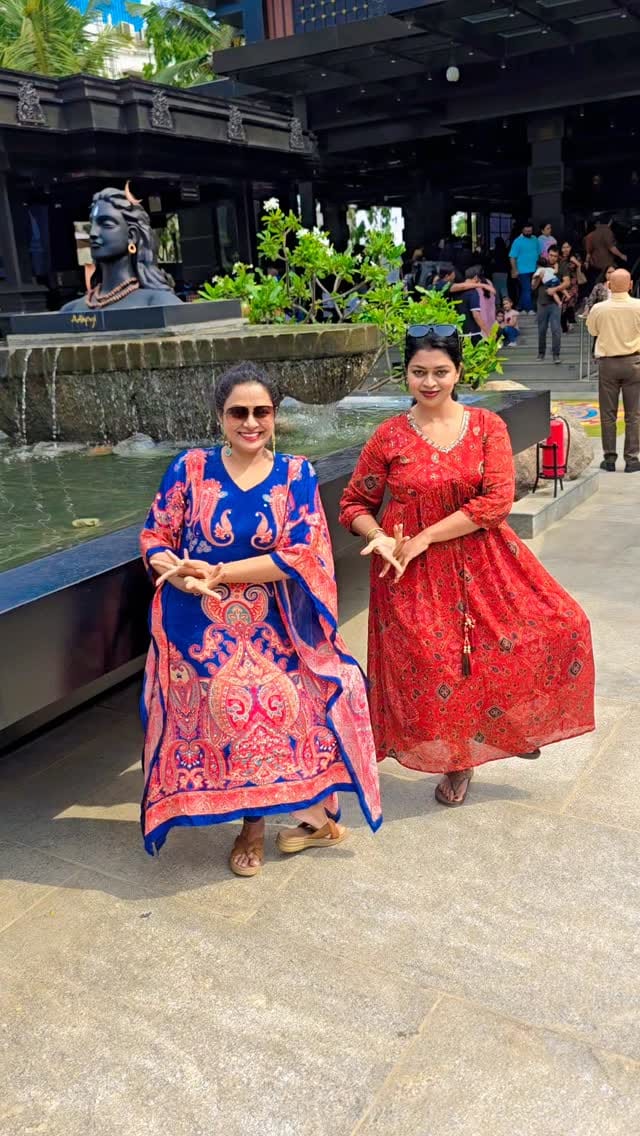 Post 3 by Aarthi Ram on Instagram (video)