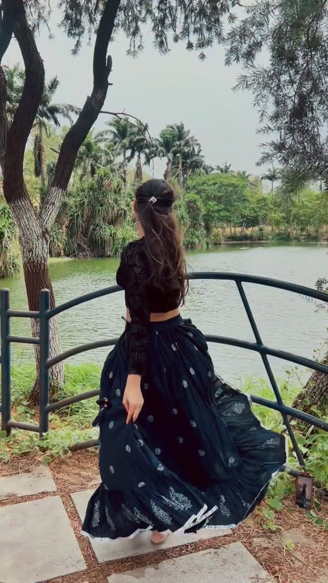 Post 10 by Akhila (Akhi 🦋) on Instagram (video)