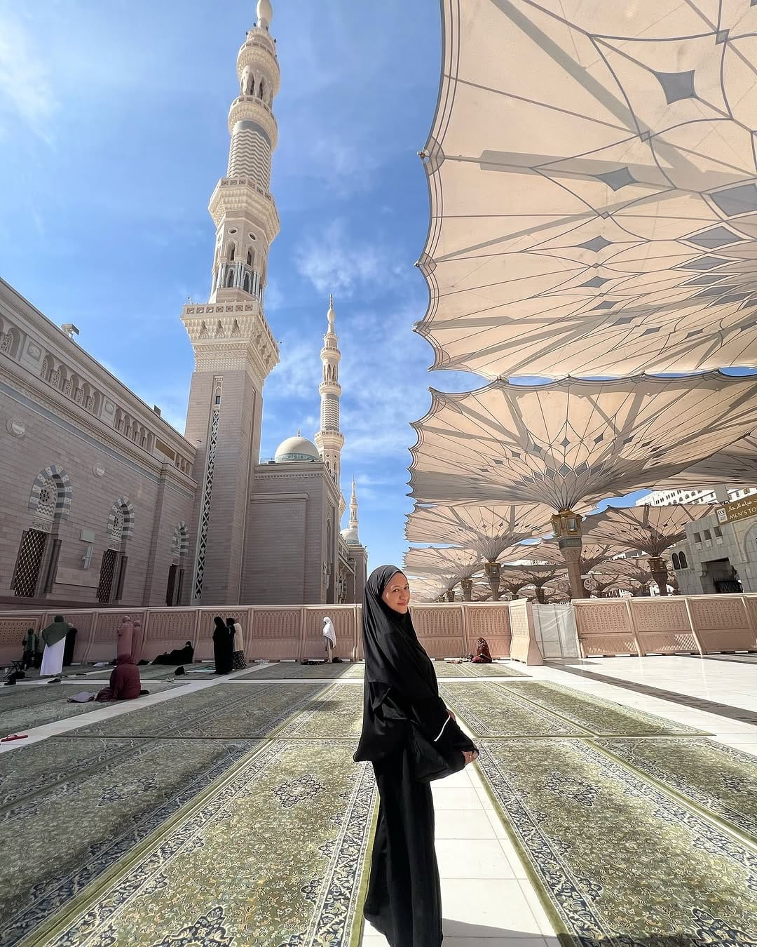 Post 6 by Anisa Nadira Amran on Instagram (image)