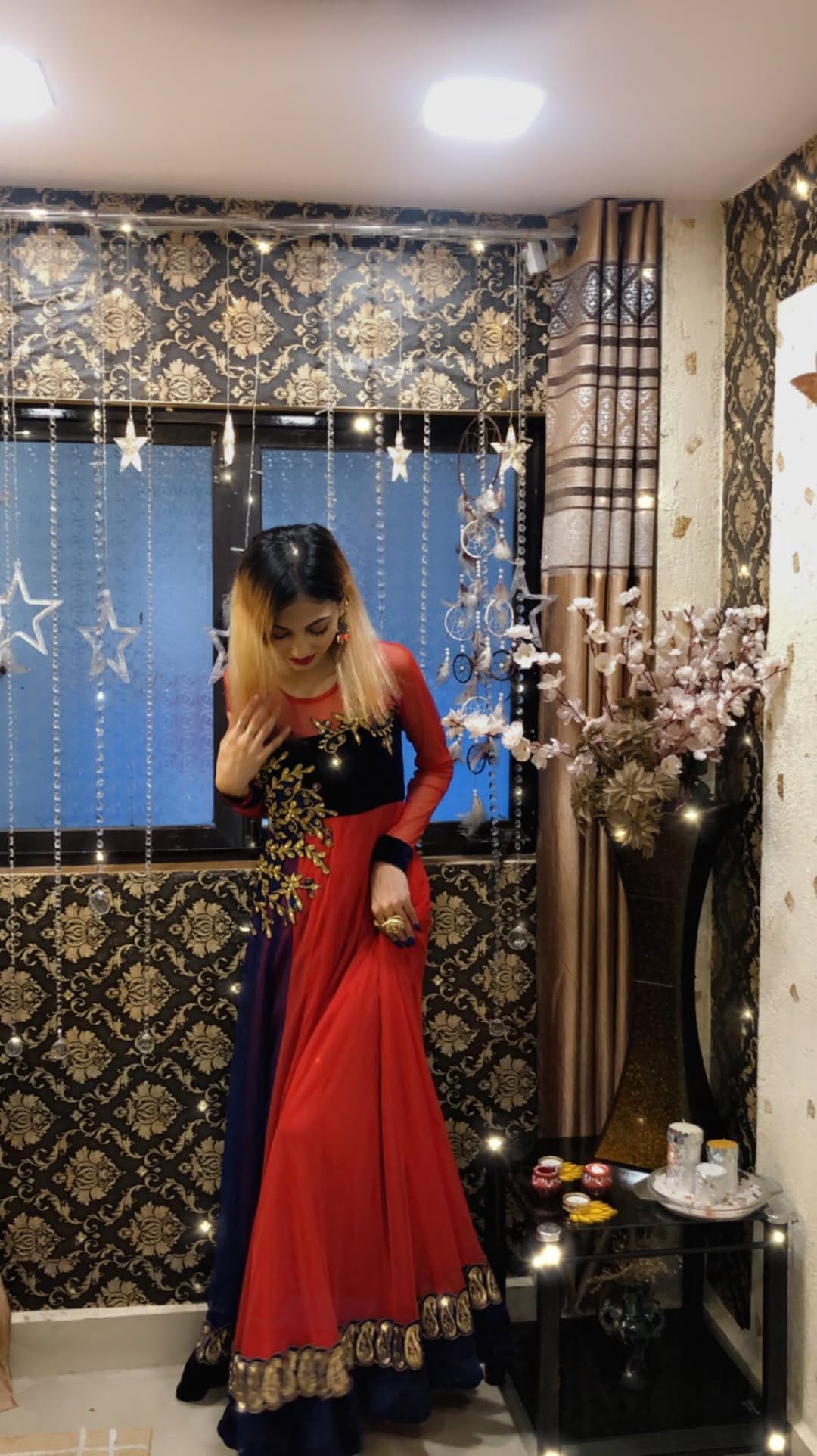 Post 10 by saby's outfits on Instagram (video)
