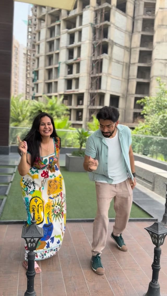 Post 8 by HROHIT SABOO on Instagram (video)