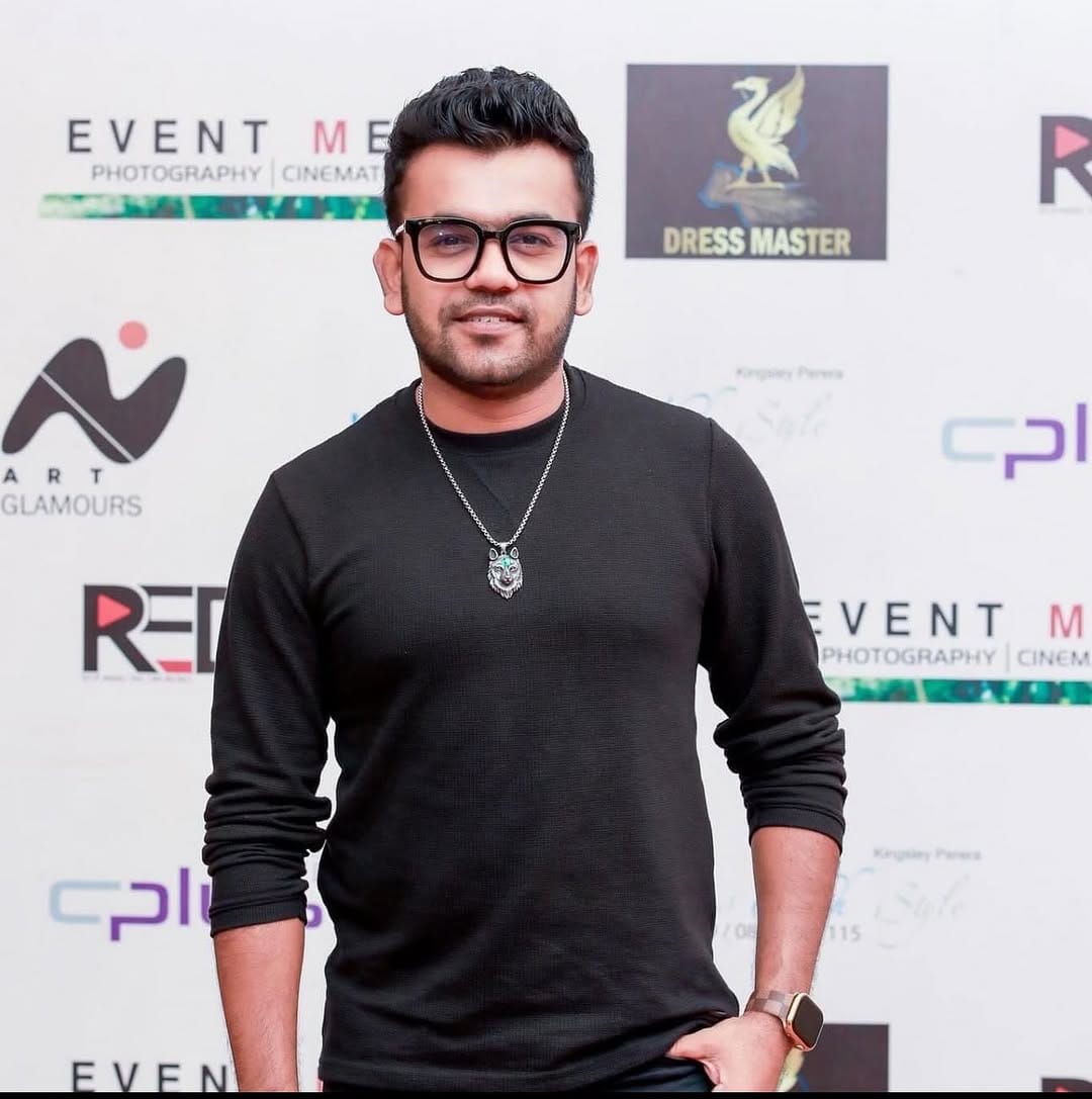 Post 3 by Soorya Dayaruwan Rajasinghe on Instagram (image)