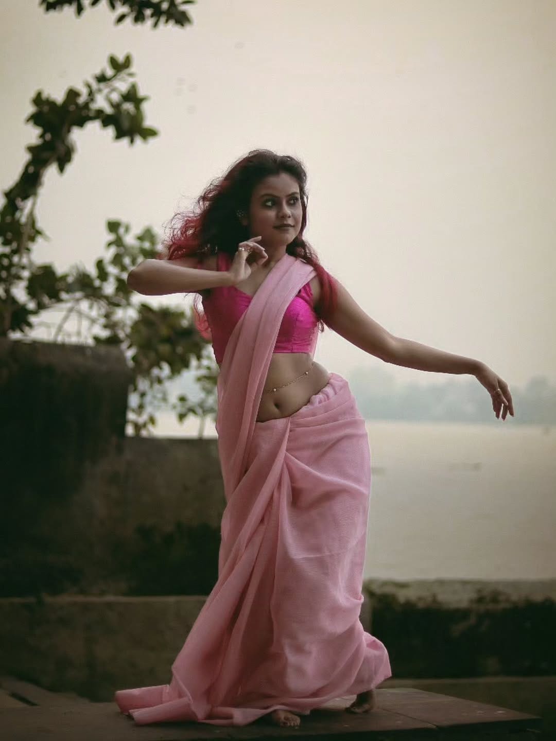 Post 1 by Laavanya Ghosh on Instagram (image)