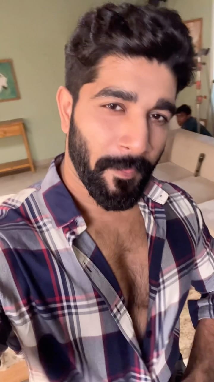 Post 2 by Parth Bartakke on Instagram (video)