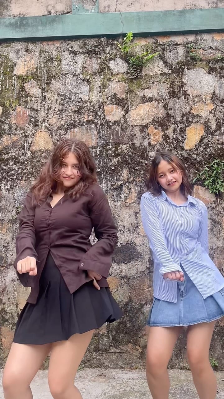 Post 9 by 🍁Best Friends🍁 on Instagram (video)