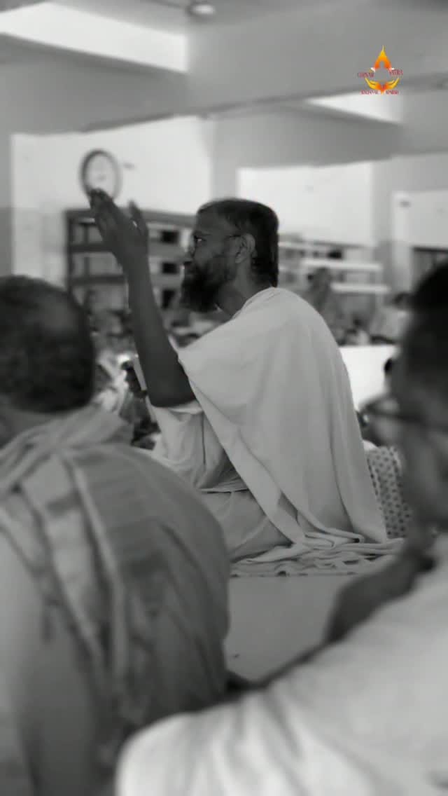 Post 8 by Harshit Shah | Jain Devotional Singer ✨ on Instagram (video)