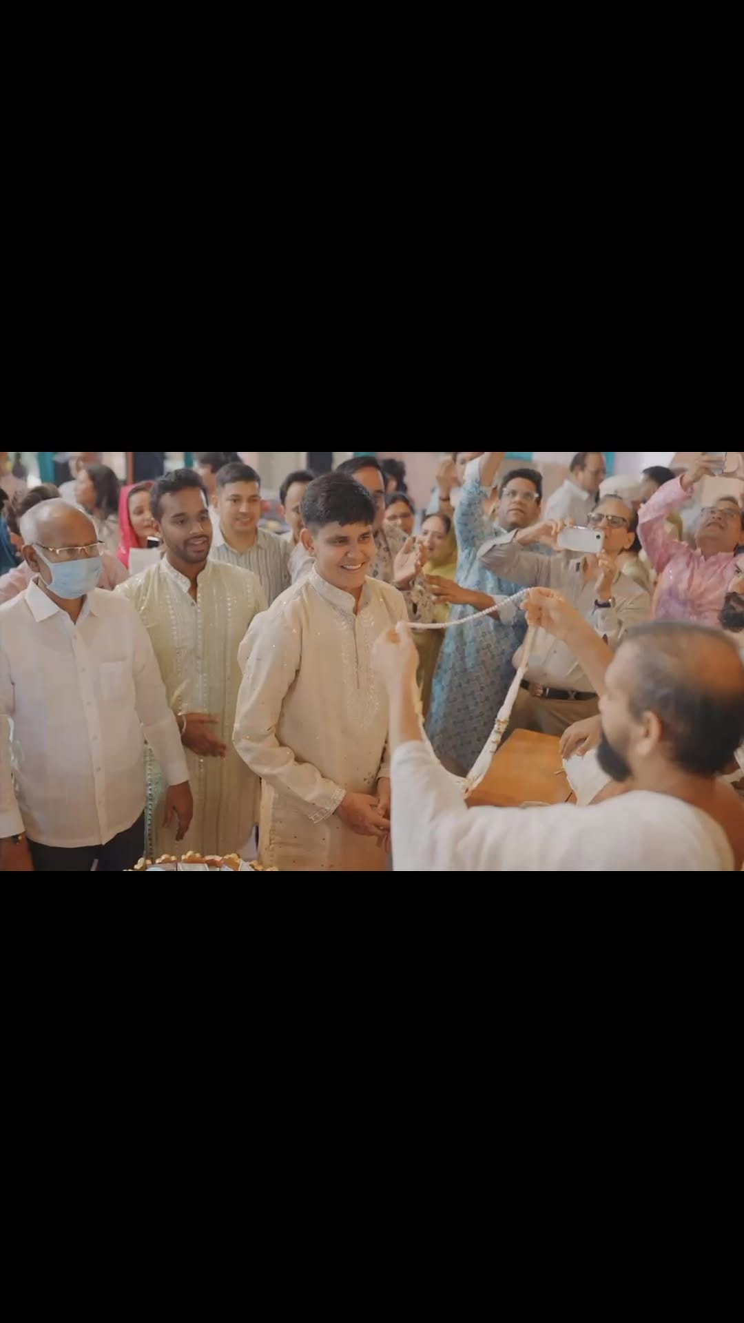 Post 5 by Harshit Shah | Jain Devotional Singer ✨ on Instagram (video)