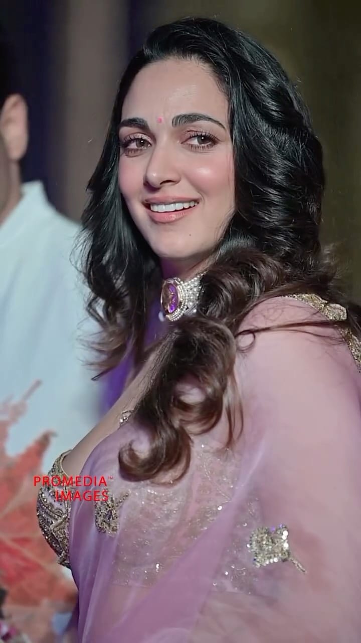 Post 6 by Harry Rajput Makeup & Hair on Instagram (video)