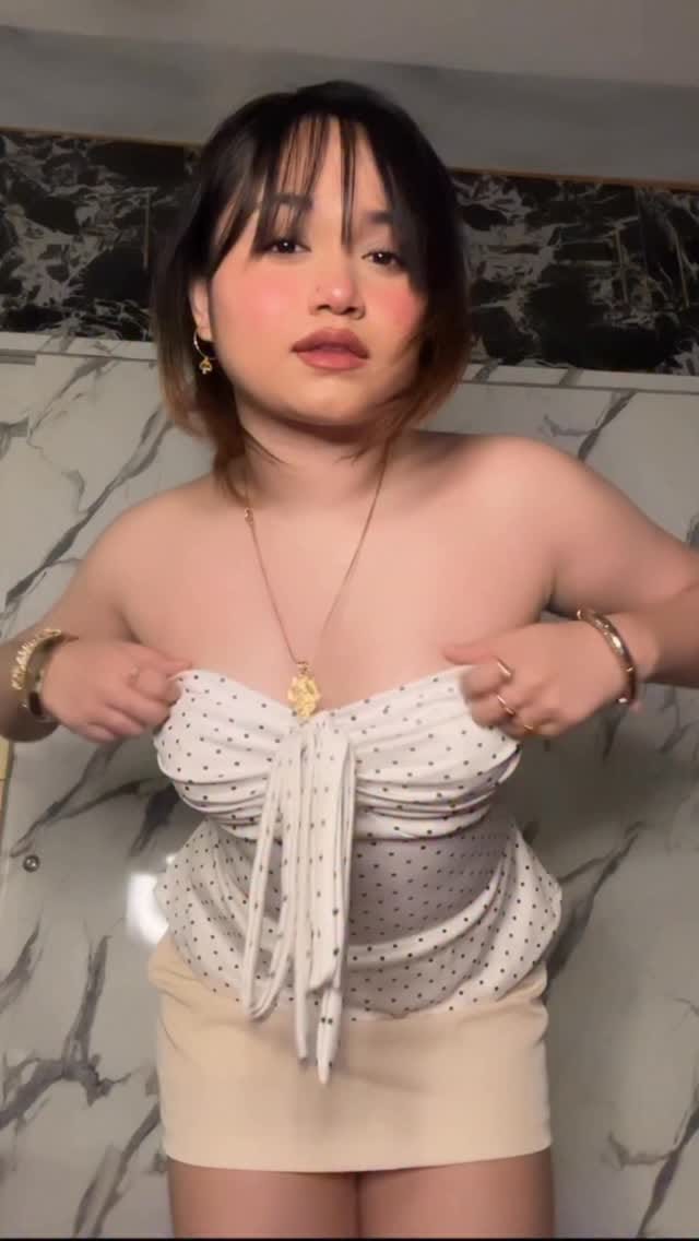 Post 6 by Arshia Sinha on Instagram (video)