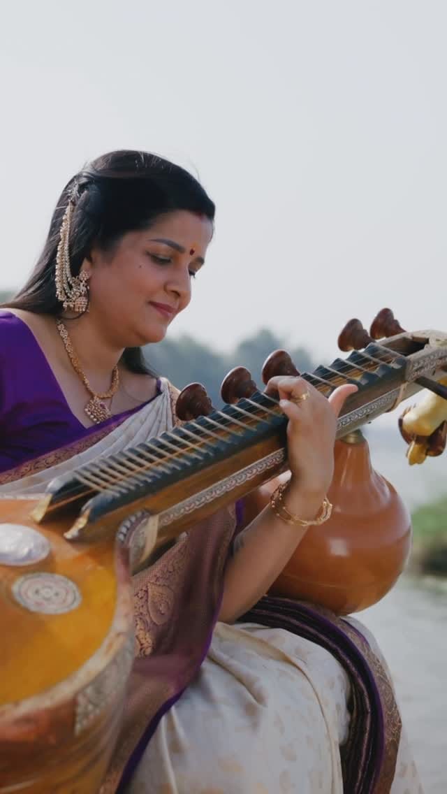 Post 8 by Anjali Mukundam on Instagram (video)