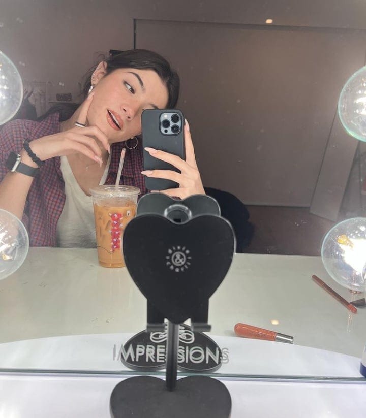 Post 5 by charli fanpage! 🤍 on Instagram (image)