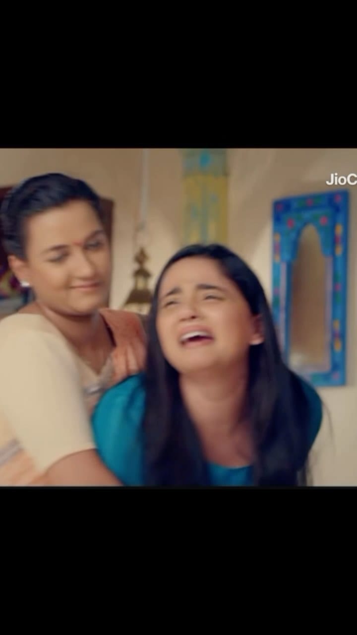 Post 10 by Honeyy Soni on Instagram (video)