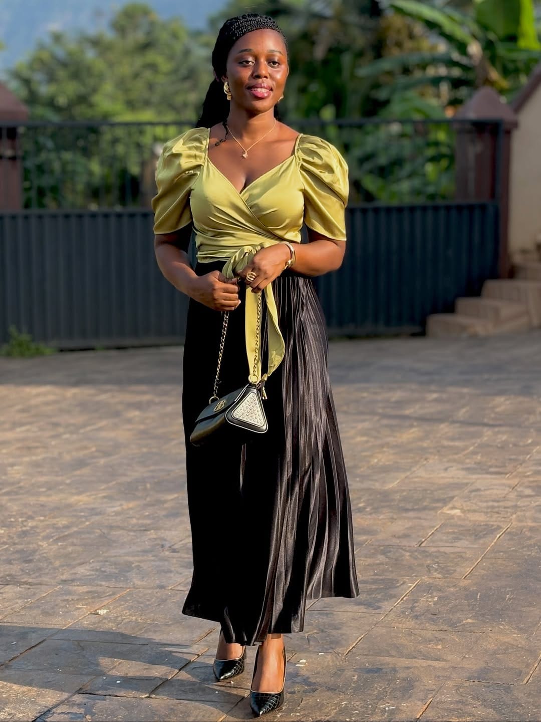 Post 2 by Constance Obeng Pokuaah, OD on Instagram (carousel)