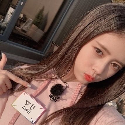 Post 8 by RIMA(リマ)❤️NiziU(ニジュー) on Instagram (carousel)