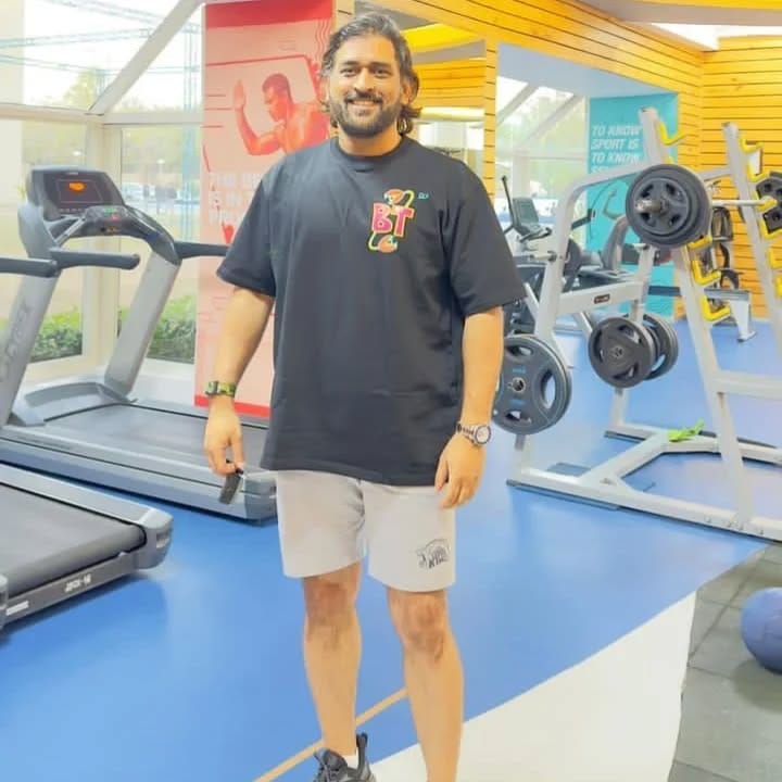 Post 10 by MSD SARKAR 🇮🇳 on Instagram (carousel)