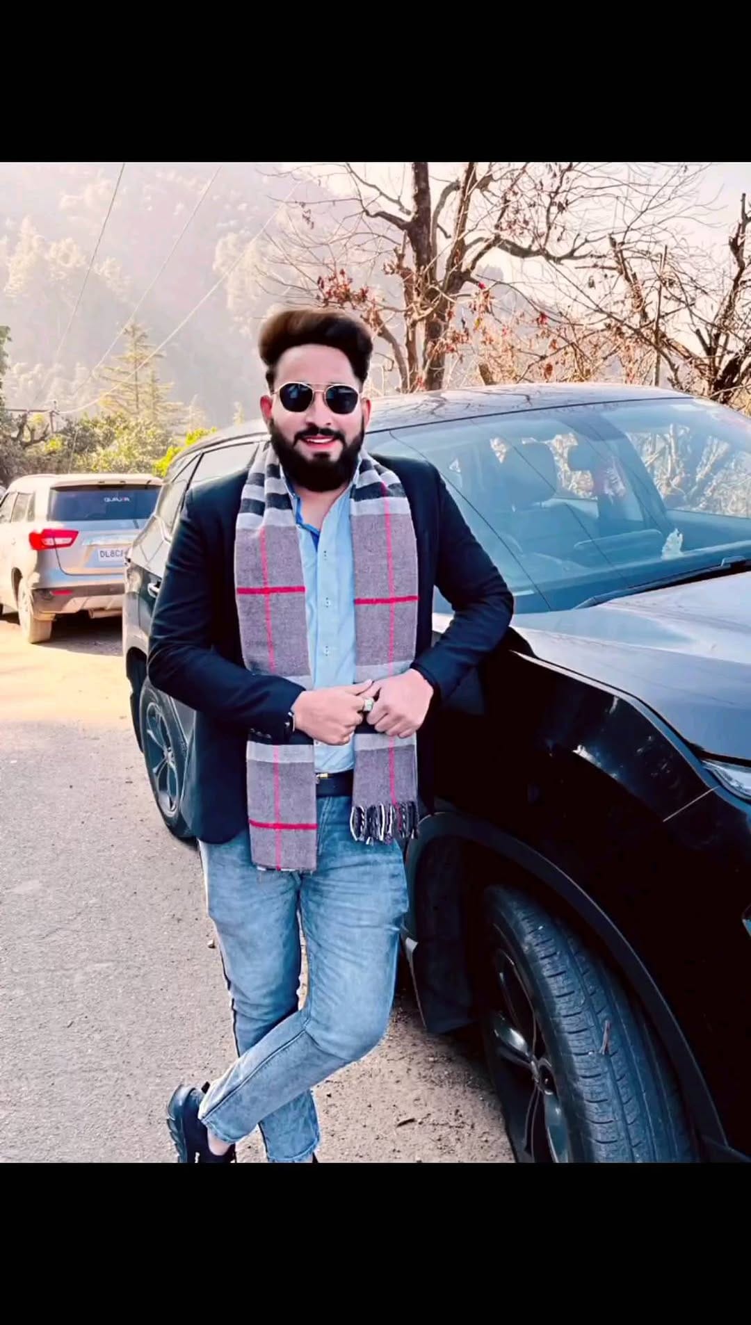 Post 9 by SYED AAMIR HASAN (عامر حسن) on Instagram (video)