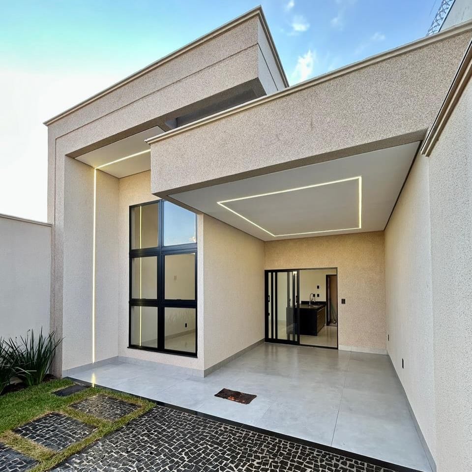 Post 9 by Kaio | Casa Nobre Rio Verde GO - Imóveis on Instagram (carousel)