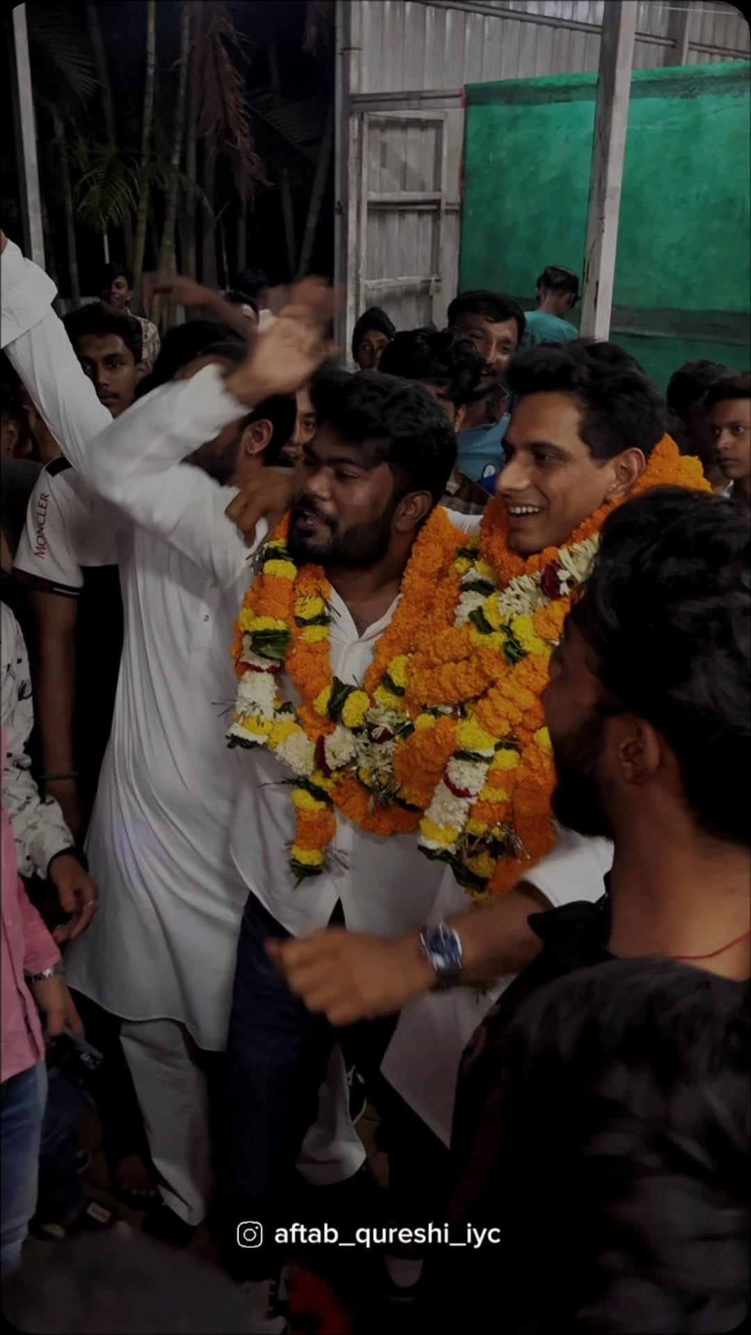 Post 4 by Devendra Yadav India on Instagram (video)