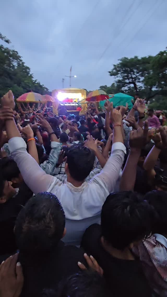 Post 10 by Devendra Yadav India on Instagram (video)