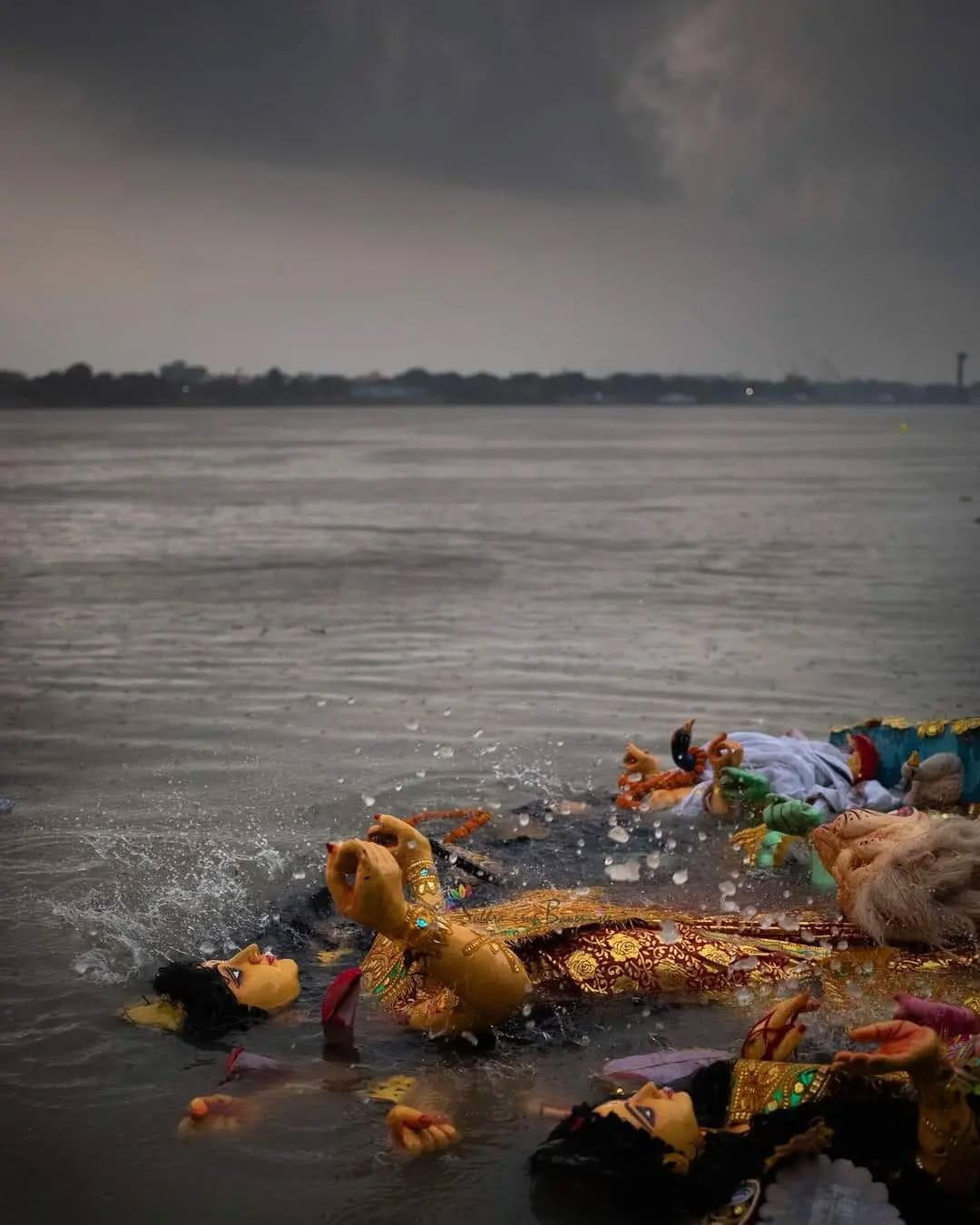 Post 1 by Stories of Kolkata on Instagram (image)
