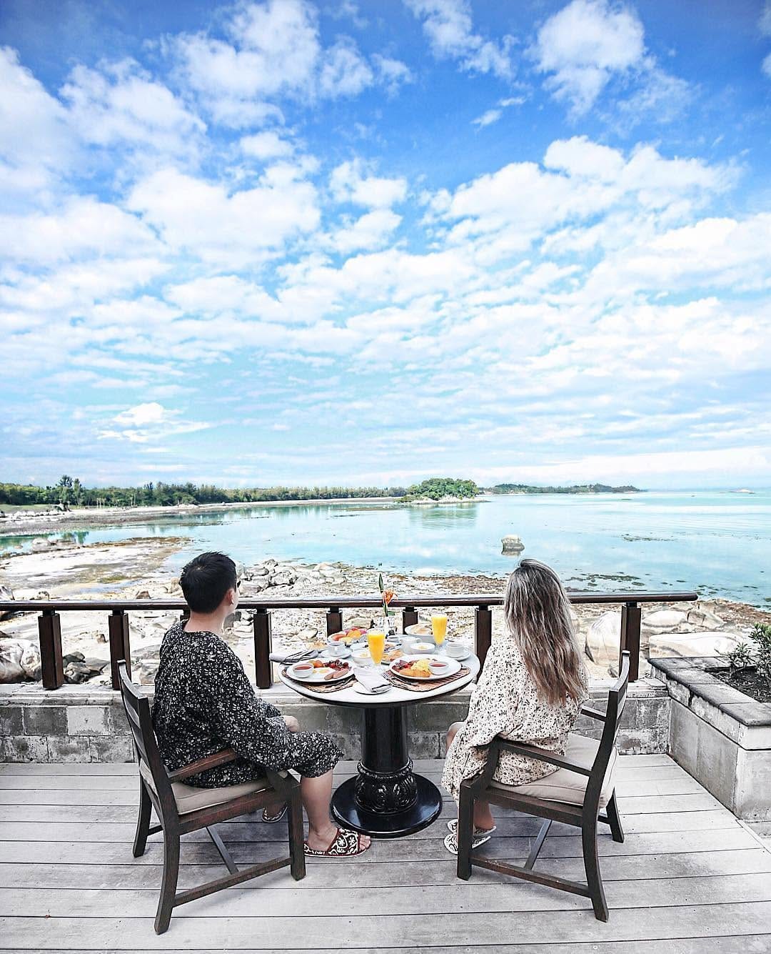 Post 9 by #travelsandchill on Instagram (image)