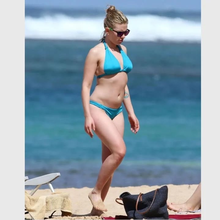 Post 2 by Scarlett Johansson on Instagram (carousel)