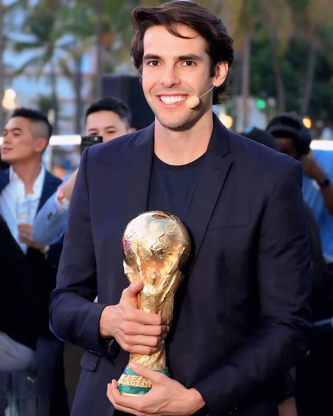 Post 4 by Ricardo Kaká Fans Kerala 🇮🇳 on Instagram (carousel)