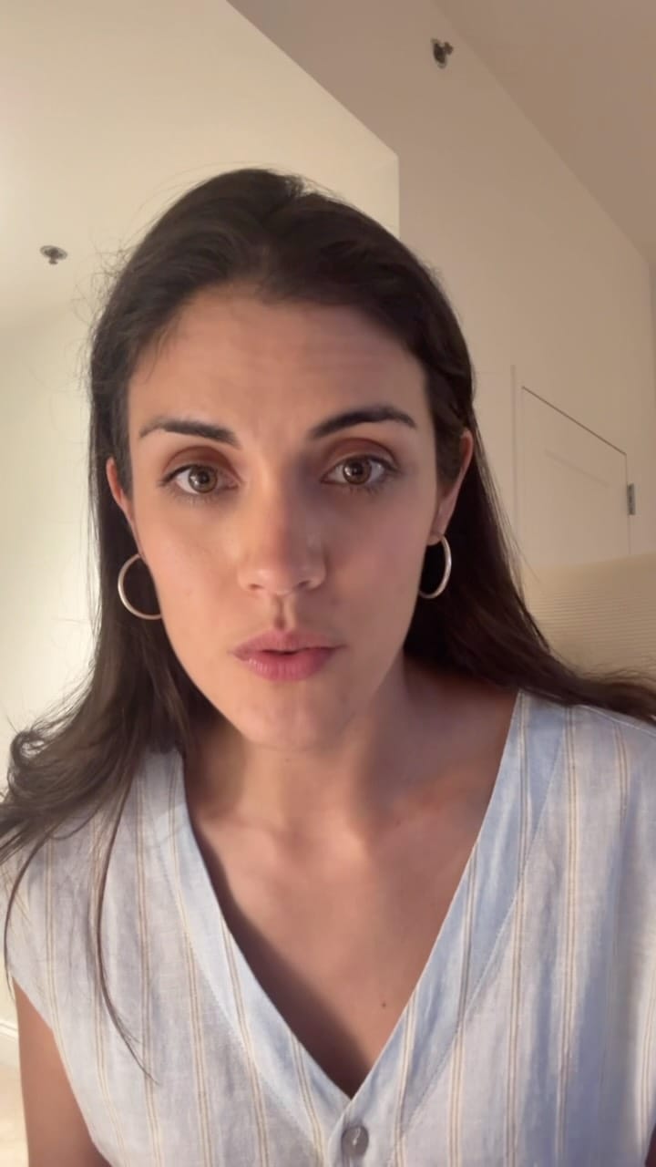 Post 1 by Anyely on Instagram (video)