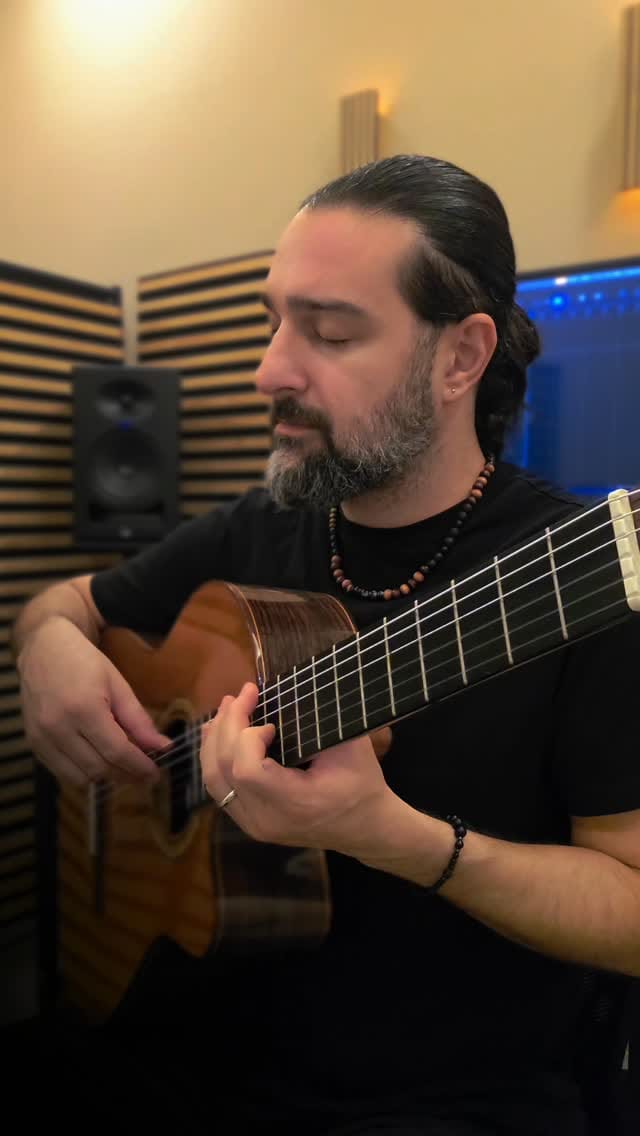 Post 7 by Babak Arjomand on Instagram (video)
