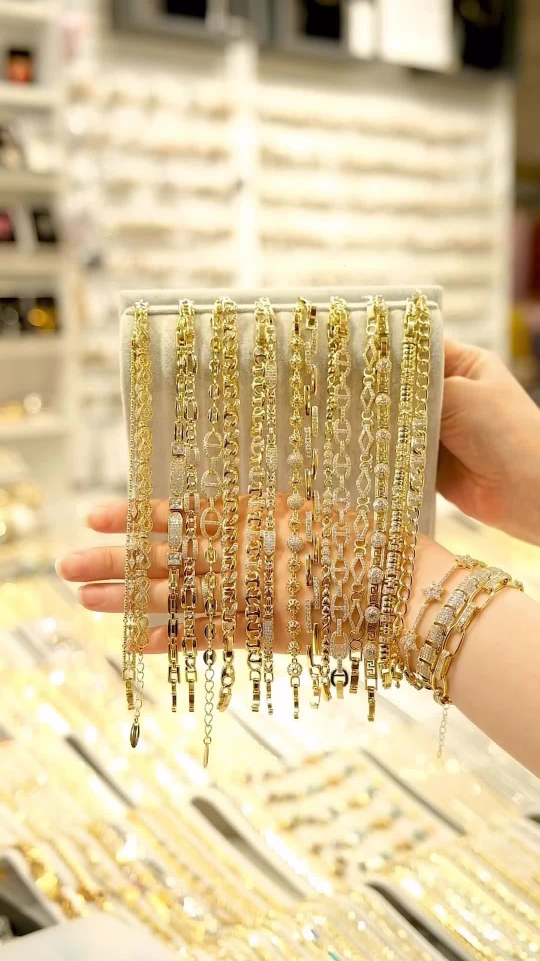 Post 10 by Nesrin Çelik on Instagram (video)