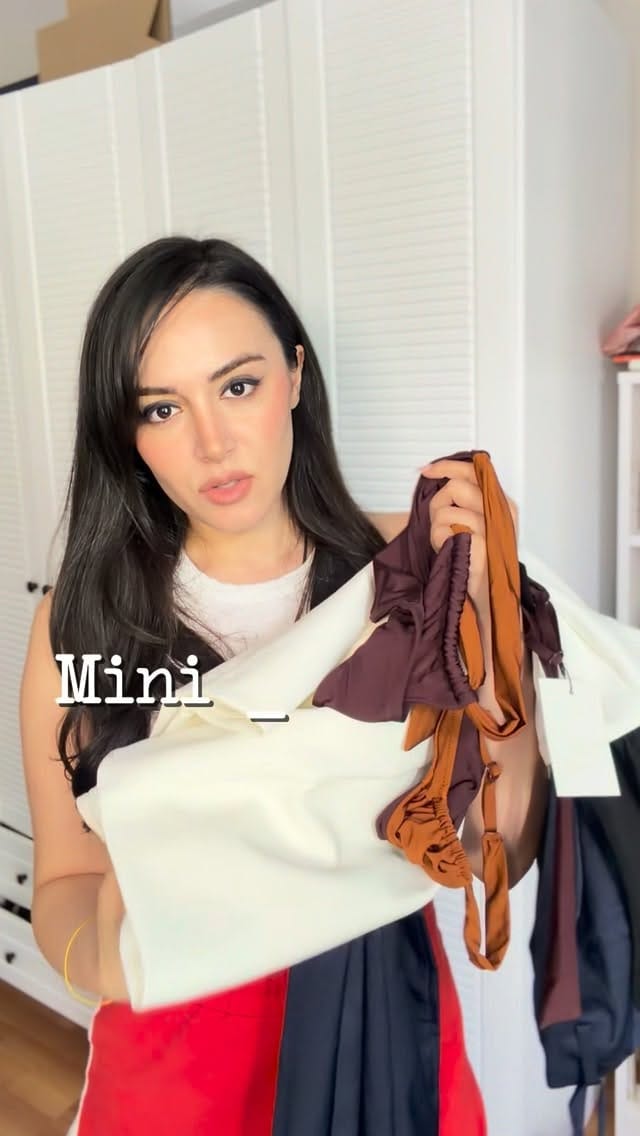 Post 7 by Rabia Aras on Instagram (video)