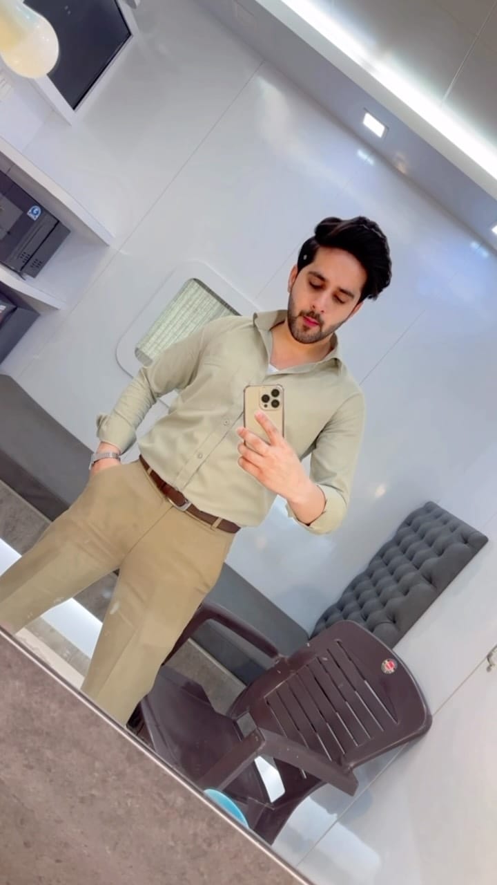 Post 1 by Arun Sharma on Instagram (video)